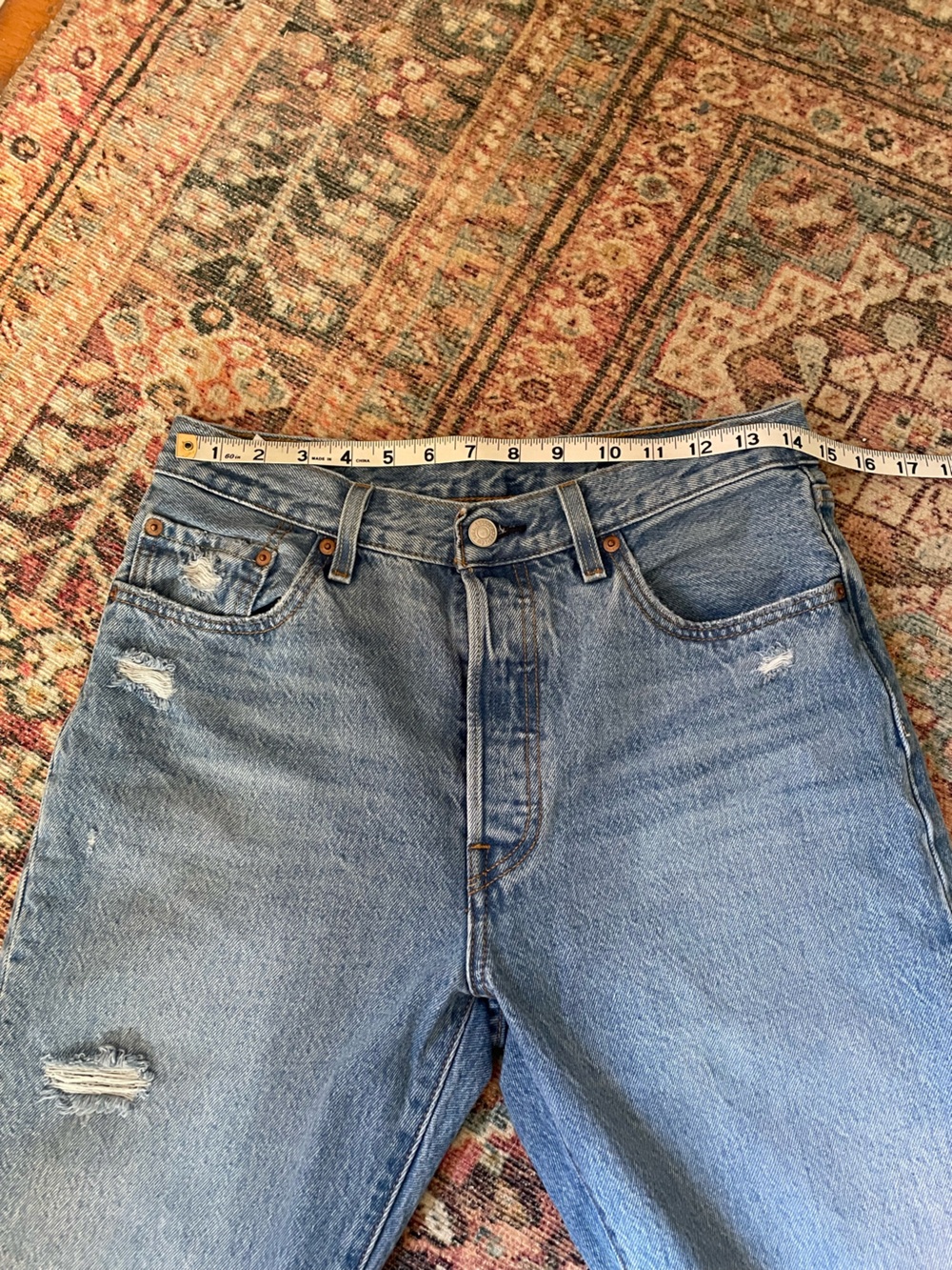 Levi's 501 Button-Fly Jeans with Rips - Picture 11 of 16